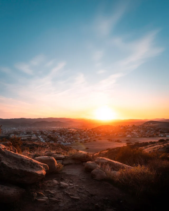 Trade city noise for Simi Valley sunsets 🔅 Worth every quiet second.