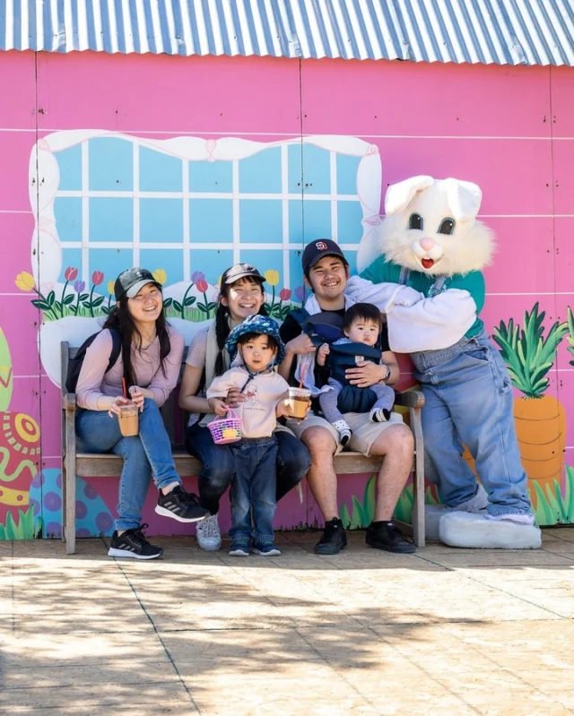 🐰Springtime Easter Festival at Underwood Family Farms opens this weekend! 🌸

Celebrate the season with egg hunts, photos with the Easter Bunny, tractor-drawn wagon rides, farm animals, and acres of family-friendly activities.

📆March 21 – April 12
📍 3370 Sunset Valley Road, Moorpark

Comment "EASTER" for event details and ticket info.

📷 @underwoodfamilyfarms