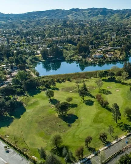 Simi Valley isn’t just views and vibes—the fairways are calling your name. ⛳️

Whether you’re a seasoned golfer or just looking to hit the links, there’s a course with your name on it:

👉 Sinaloa Golf Course 📷
👉 @simihillsgolfcourse 📷
👉 @woodranchgc 📷

Comment "GOLF" and we'll DM you a link with info on each course.

Who’s bringing the clubs? 🏌️‍♂️