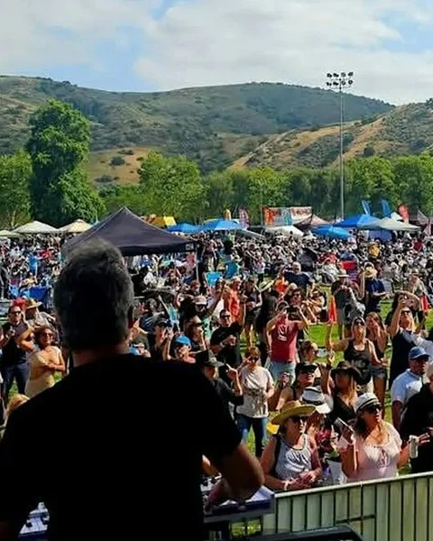 Your Memorial Day Weekend deserves a headline act. 🎸

Turn your long weekend into a Simi Valley getaway at @happyfacemusicfest, featuring four live bands, food vendors, beer and wine, a kids fun zone, and plenty of activities throughout the day.

📅 Saturday, May 23
🕒 11:00 AM – 7:00 PM
📍 Rancho Santa Susana Community Park
📌 5005 E Los Angeles Ave
🎟️ $25 General Admission

Comment "HAPPY" and we'll drop event details in your DMs.

Sponsored by @rotaryclubsimisunrise 📷
