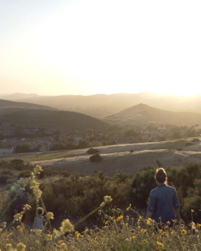 Different views. Different vibes. Same unforgettable hike. 🌾

Every stretch of Chumash Trail tells a different story. Wander through golden hills glowing in the evening light, trek a rugged, dusty path carved into the hillside, or watch little adventurers race through swaying grasses. 

Which vibe are you hiking for? 

Comment "HIKE" to explore more trails in Simi Valley.

Trailhead📍 3200 Flanagan Dr.